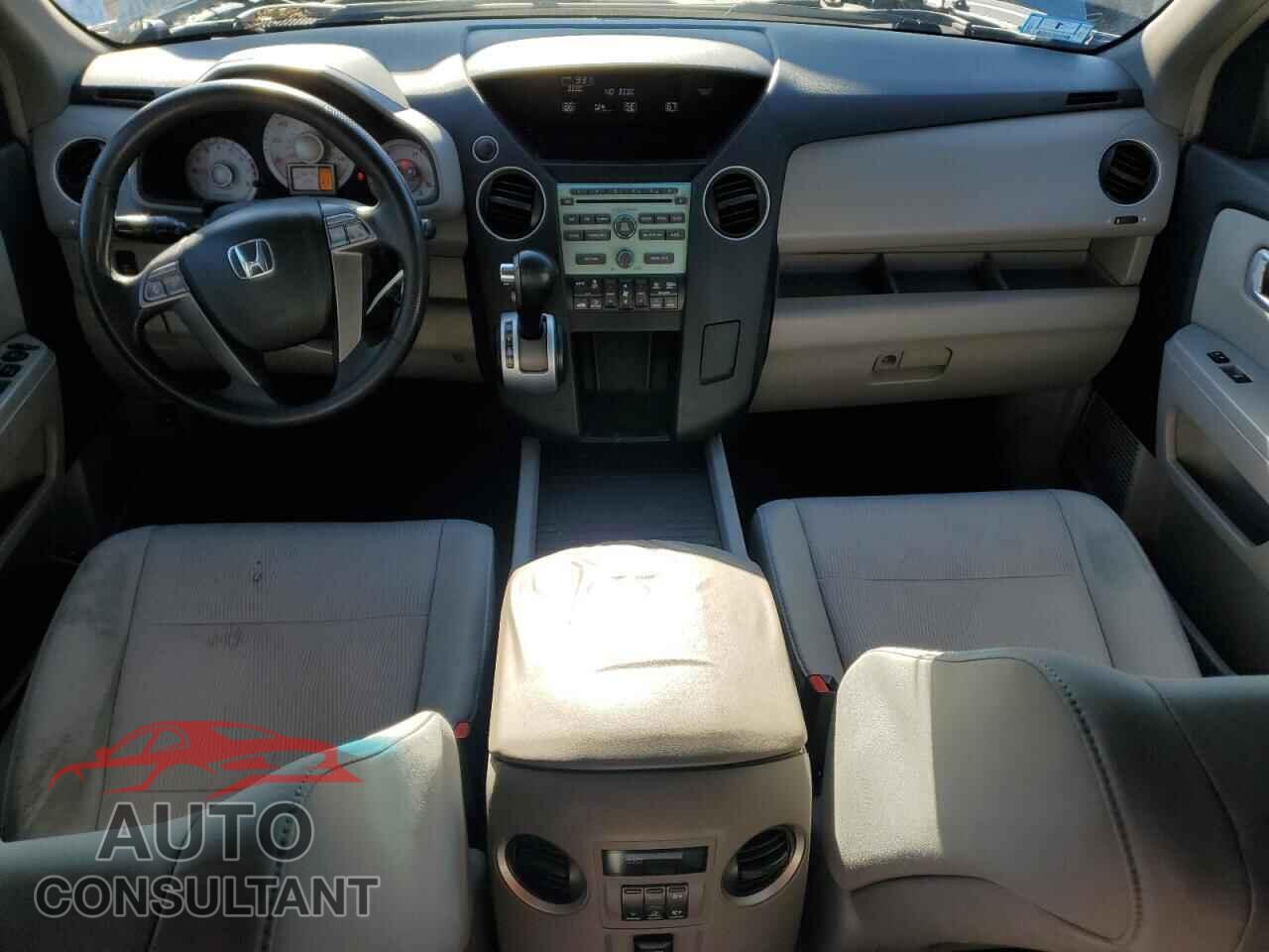 HONDA PILOT 2009 - 5FNYF38419B019133