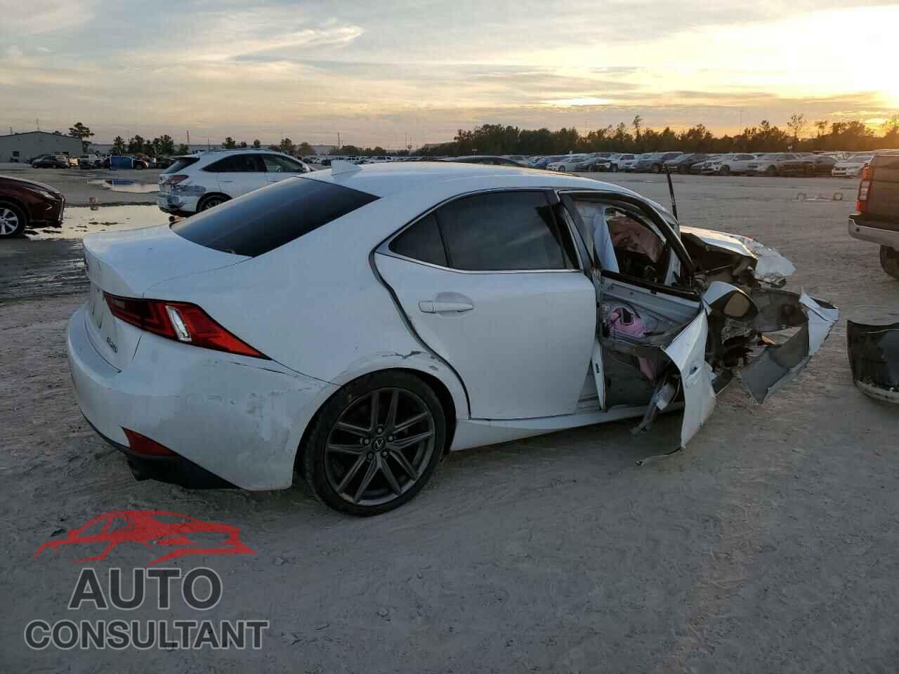 LEXUS IS 2014 - JTHBF1D28E5023897