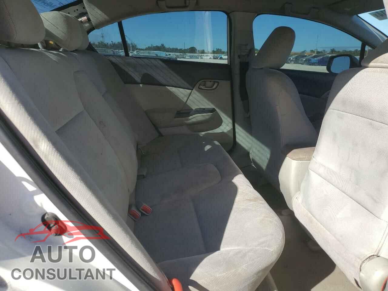 HONDA CIVIC 2012 - 2HGFB2F55CH590815