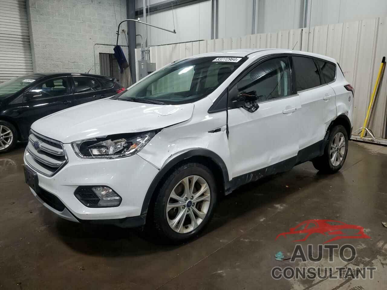 FORD ESCAPE 2017 - 1FMCU9GDXHUC34709