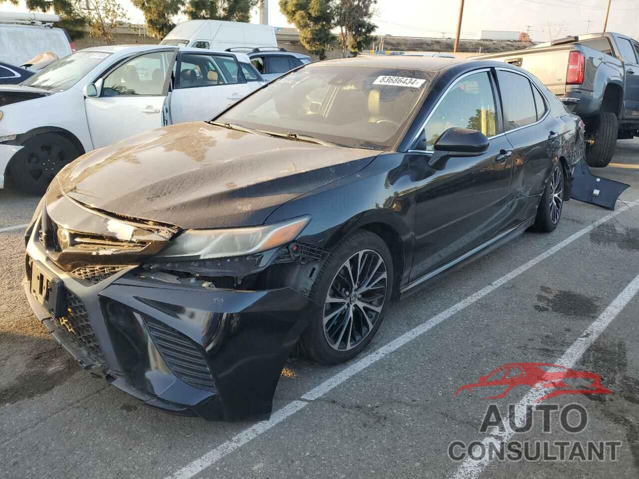 TOYOTA CAMRY 2018 - JTNB11HK3J3038822