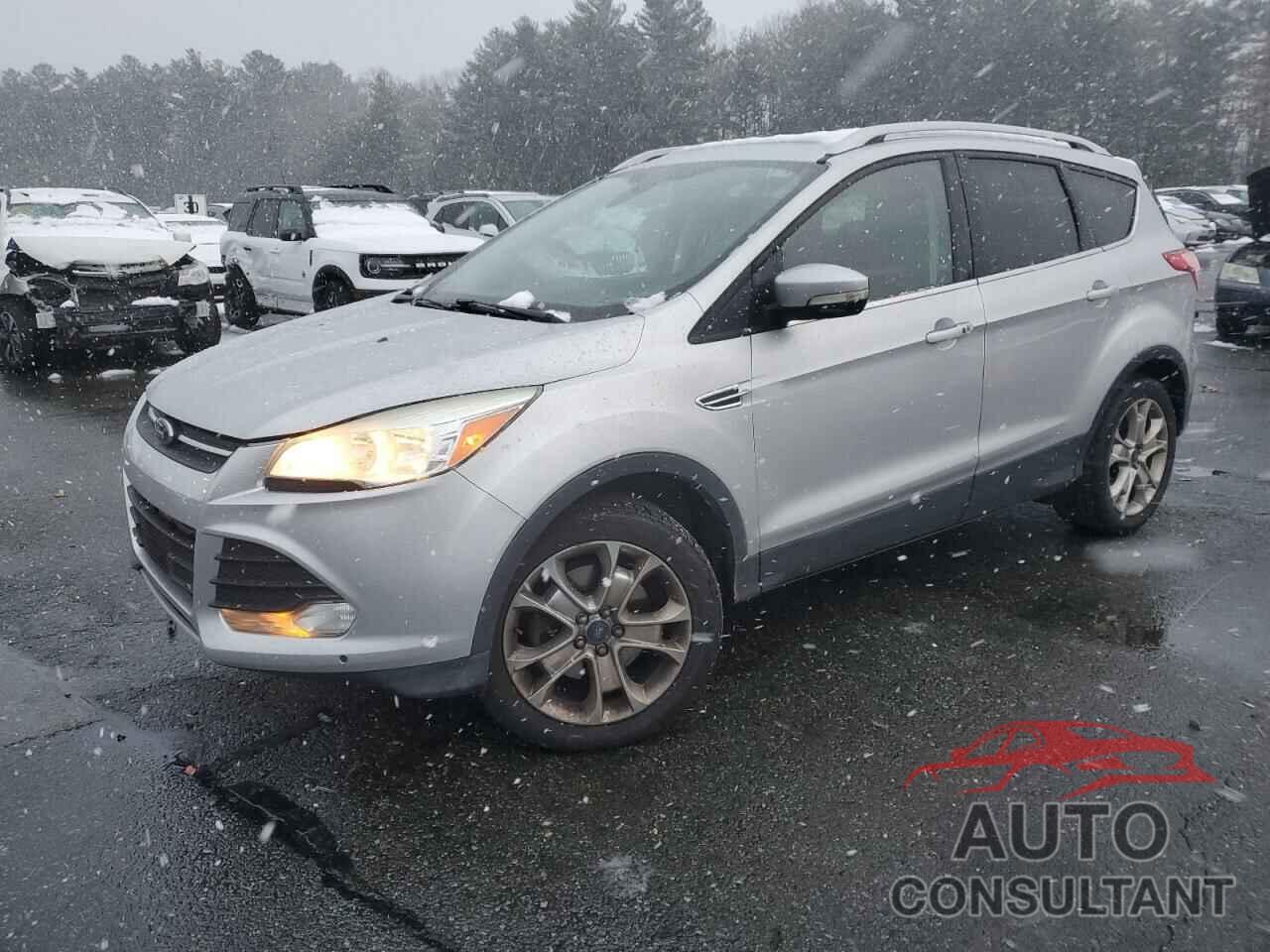 FORD ESCAPE 2015 - 1FMCU9JX9FUB34875