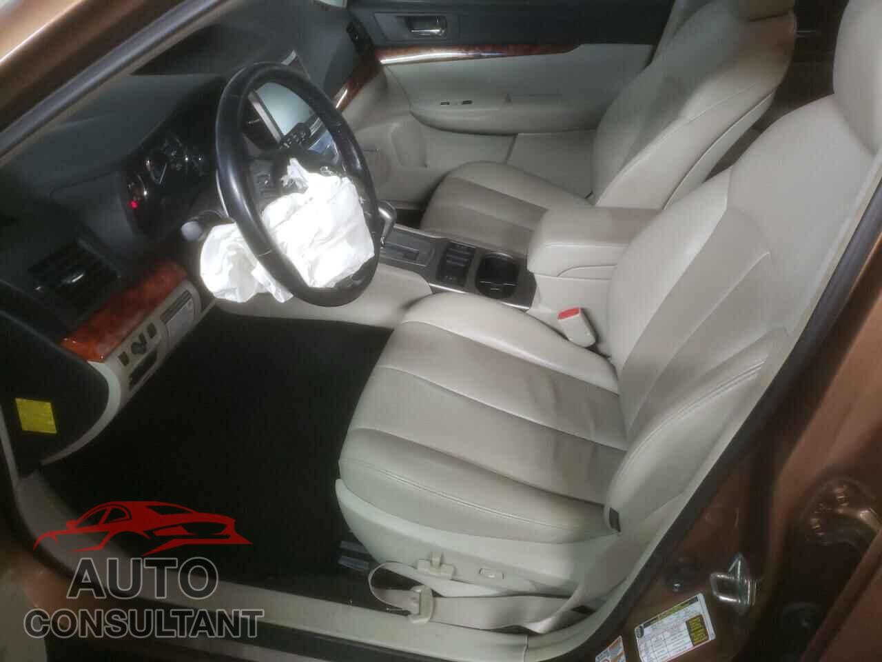 SUBARU OUTBACK 2011 - 4S4BRDLC3B2429373