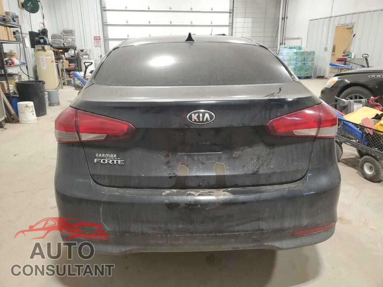 KIA FORTE 2017 - 3KPFK4A72HE043152