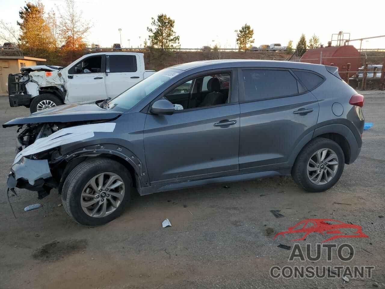 HYUNDAI TUCSON 2018 - KM8J23A4XJU617168