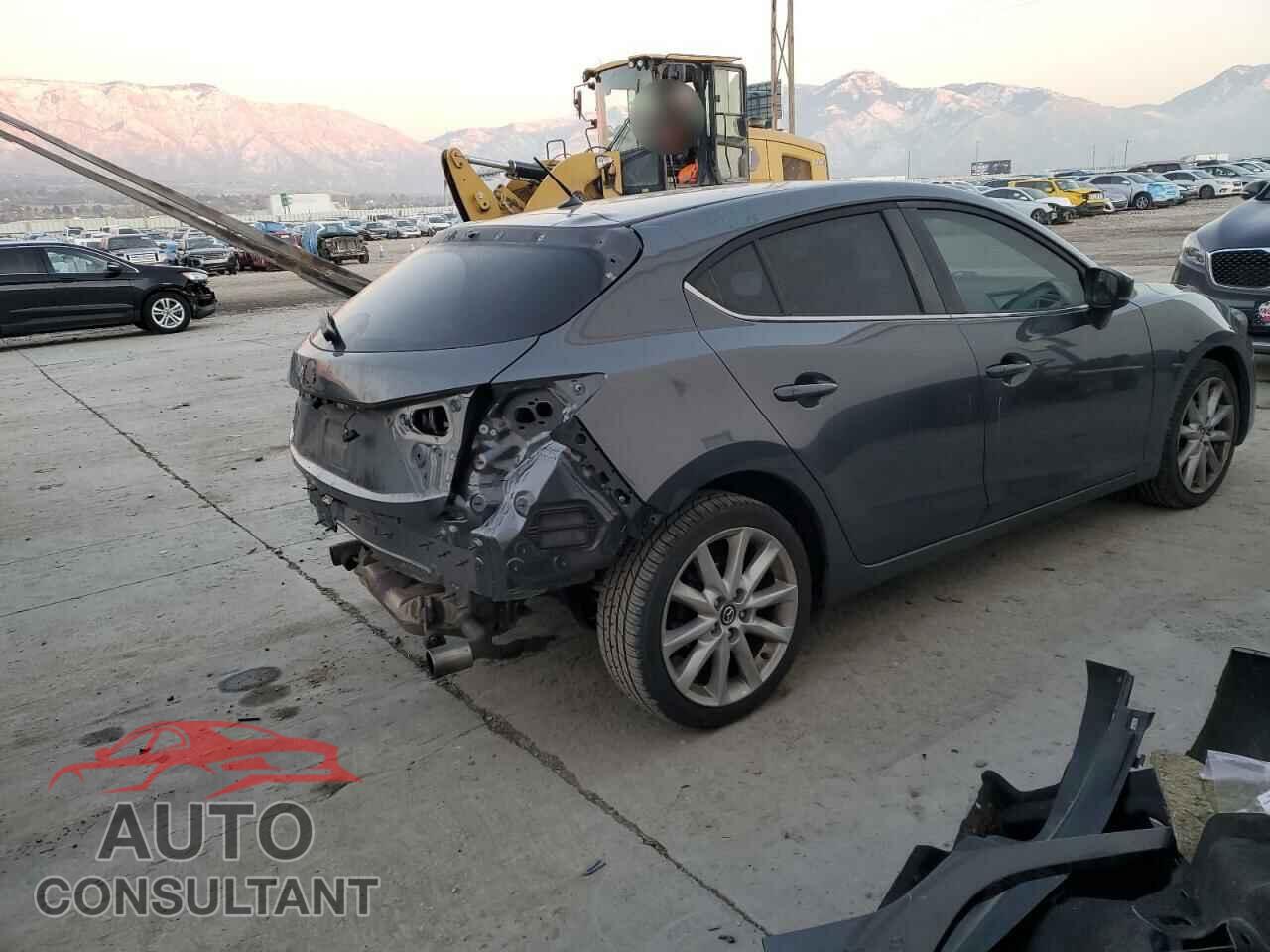 MAZDA 3 2017 - 3MZBN1L75HM119211