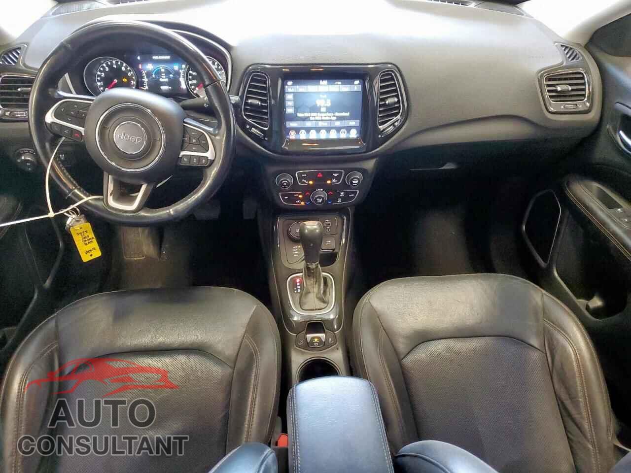JEEP COMPASS 2021 - 3C4NJDCB1MT596123