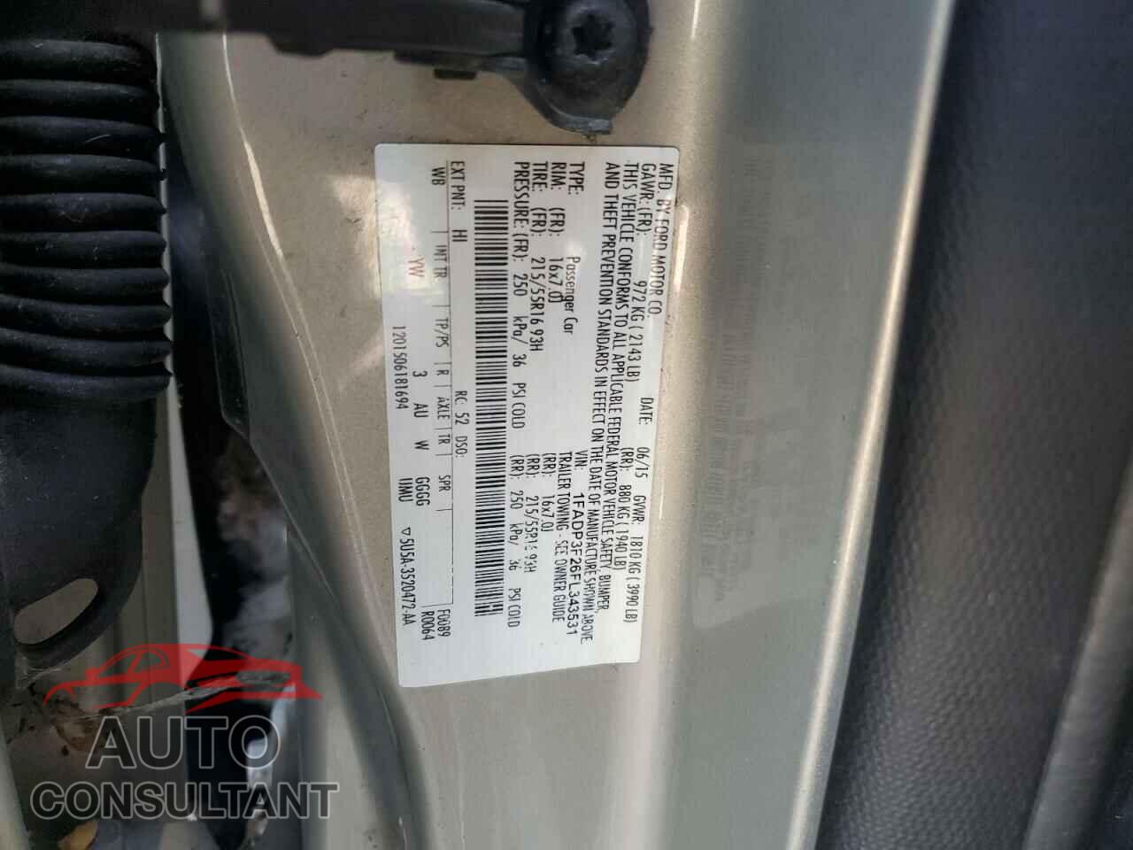 FORD FOCUS 2015 - 1FADP3F26FL343531