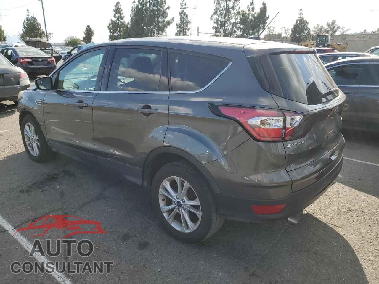 FORD ESCAPE 2017 - 1FMCU0GD2HUB89664