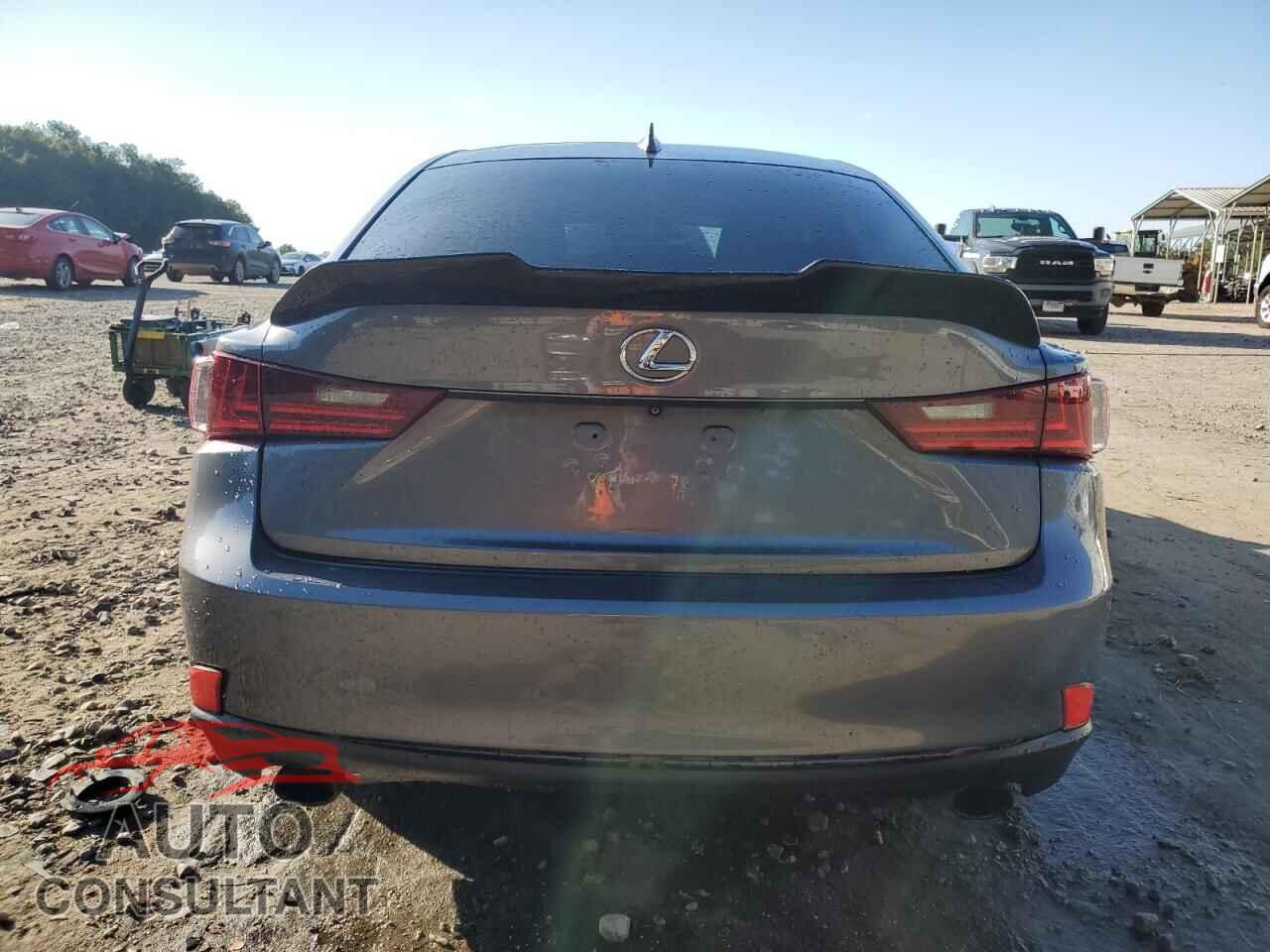 LEXUS IS 2014 - JTHCF1D26E5013776