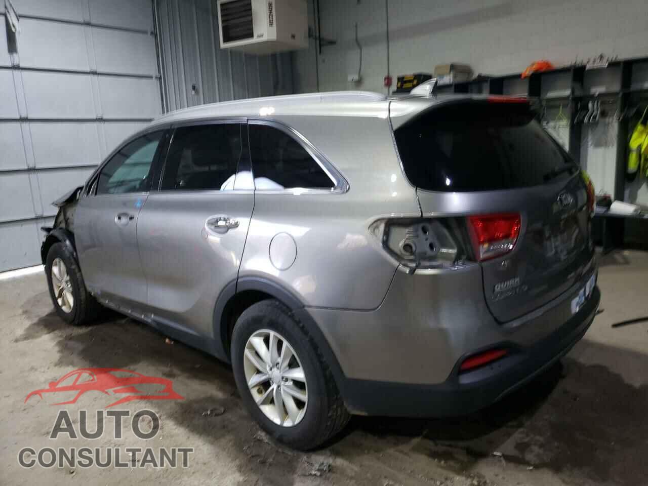 KIA SORENTO 2017 - 5XYPGDA33HG217512
