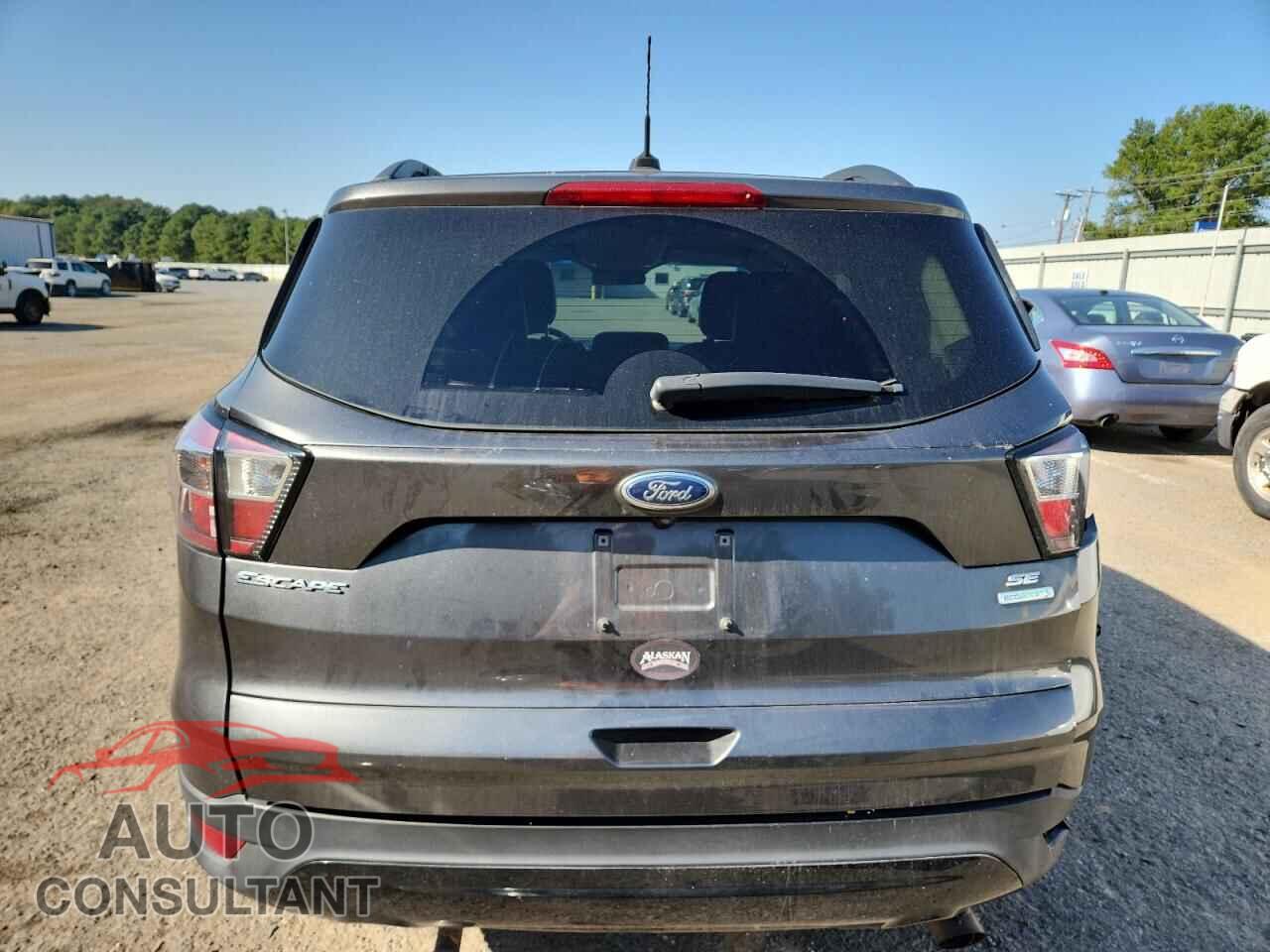 FORD ESCAPE 2018 - 1FMCU0GD0JUB25967