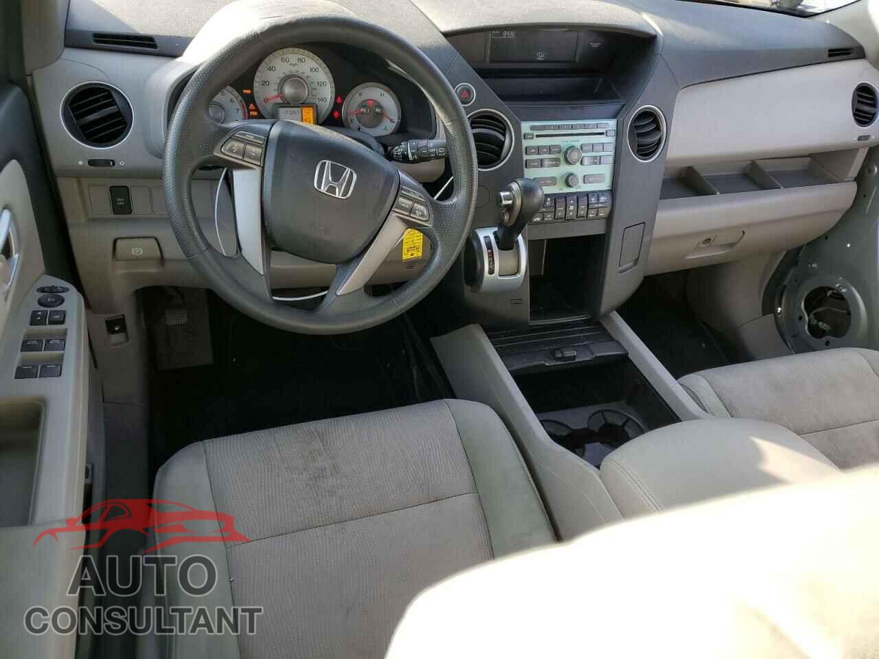 HONDA PILOT 2010 - 5FNYF3H45AB002744