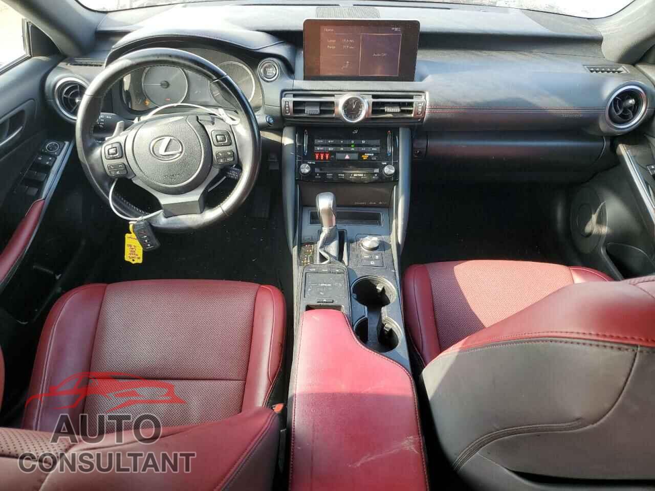 LEXUS IS 2021 - JTHAA1D20M5109746