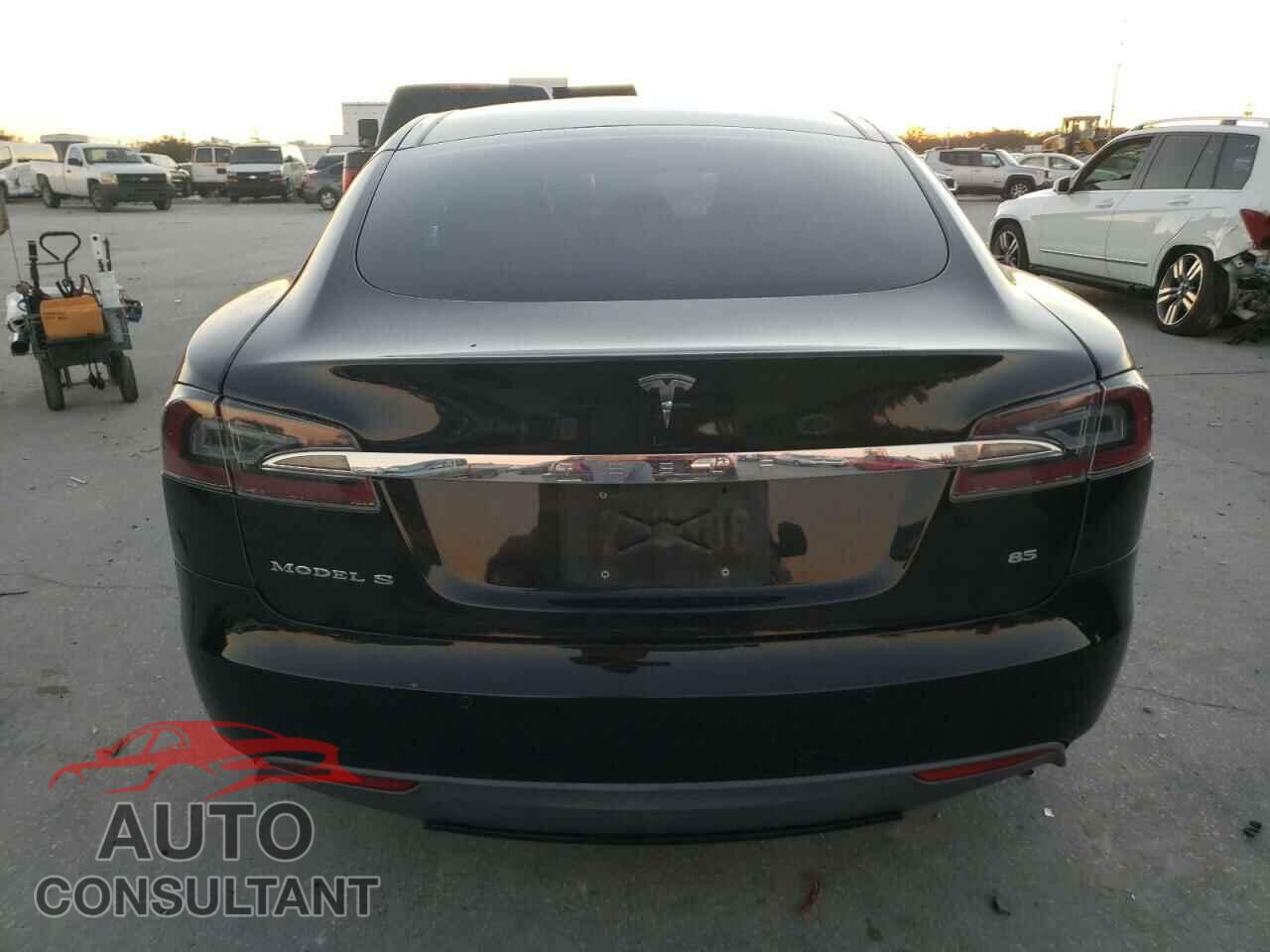 TESLA MODEL S 2015 - 5YJSA1H1XFF090034