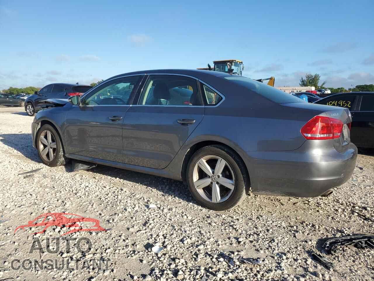 VOLKSWAGEN PASSAT 2012 - 1VWBP7A30CC031898