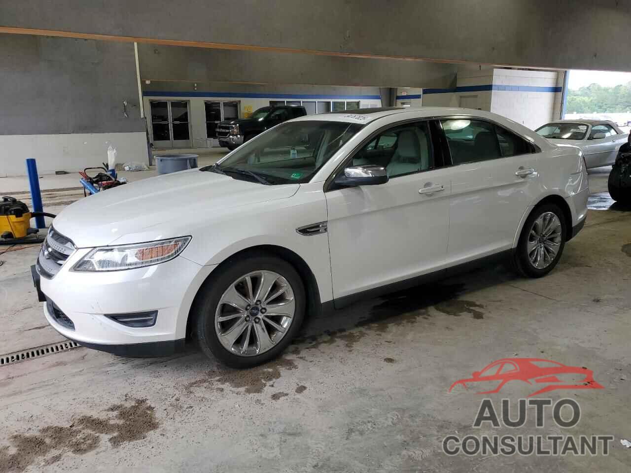 FORD TAURUS 2011 - 1FAHP2FW4BG133009