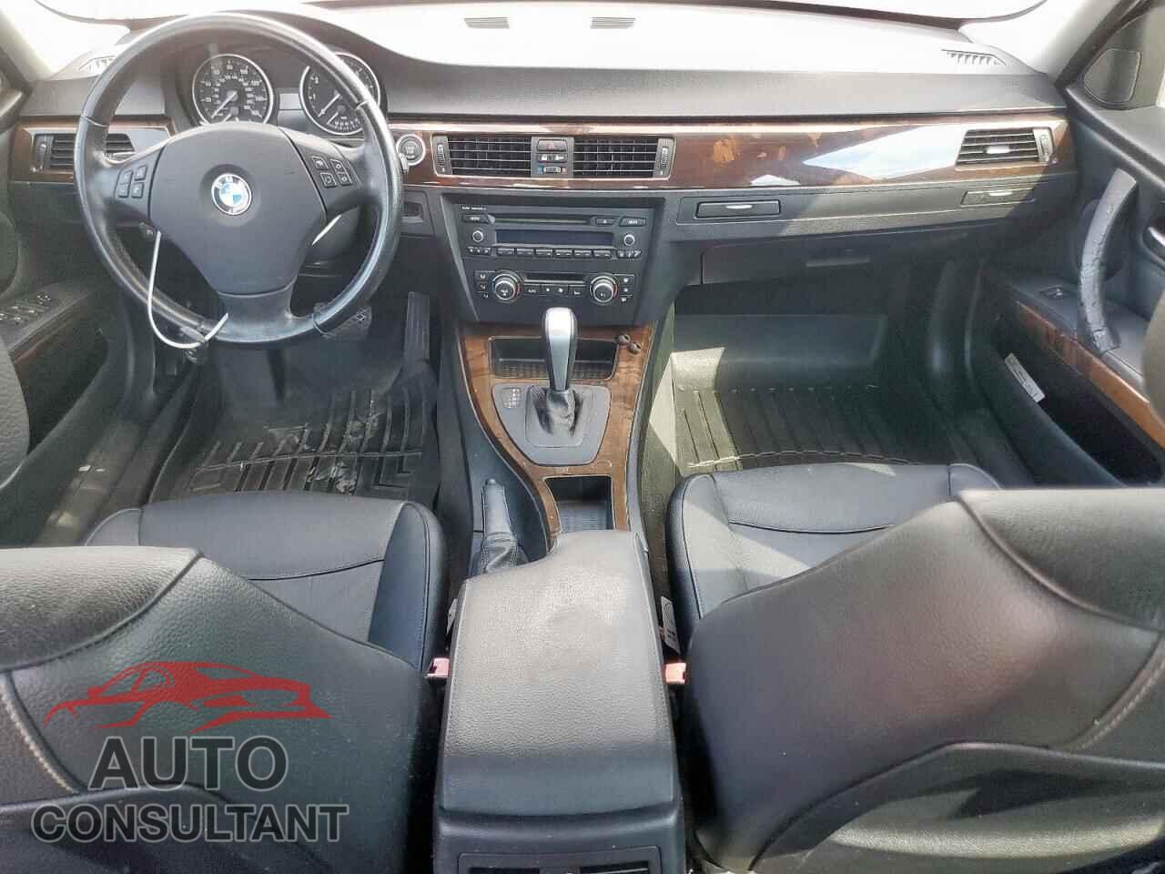 BMW 3 SERIES 2011 - WBAPH7C55BE681184