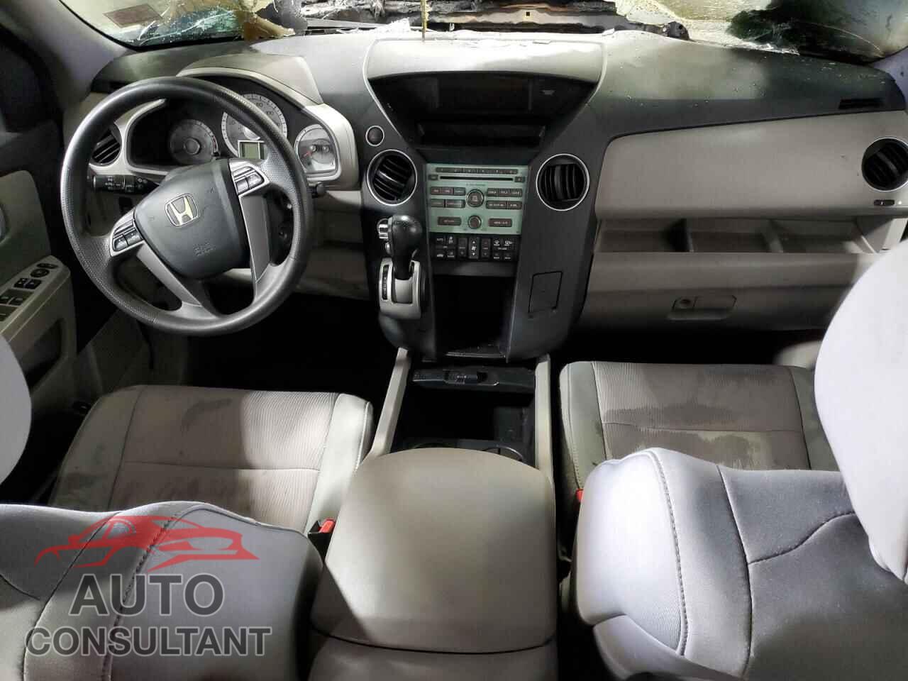 HONDA PILOT 2011 - 5FNYF4H47BB011937