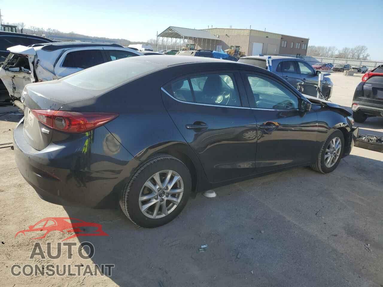 MAZDA 3 2018 - 3MZBN1U79JM210535