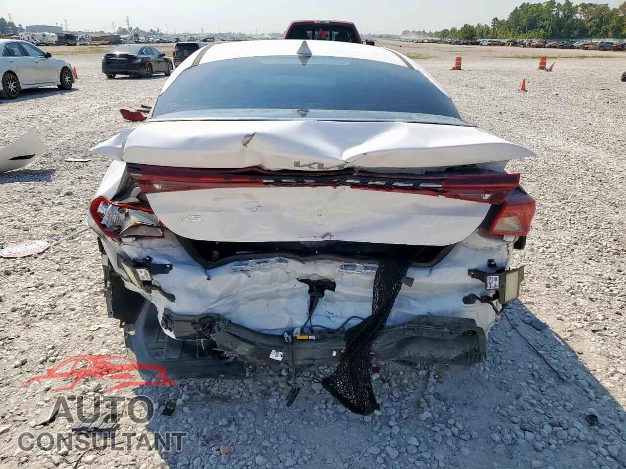KIA K5 2024 - 5XXG14J21RG242584