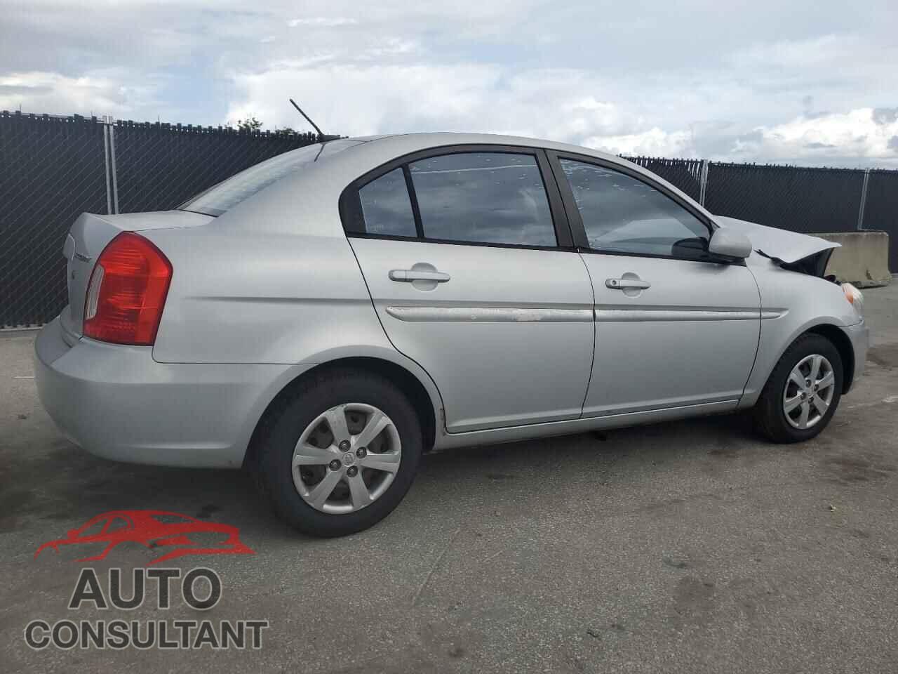 HYUNDAI ACCENT 2011 - KMHCN4AC7BU617028