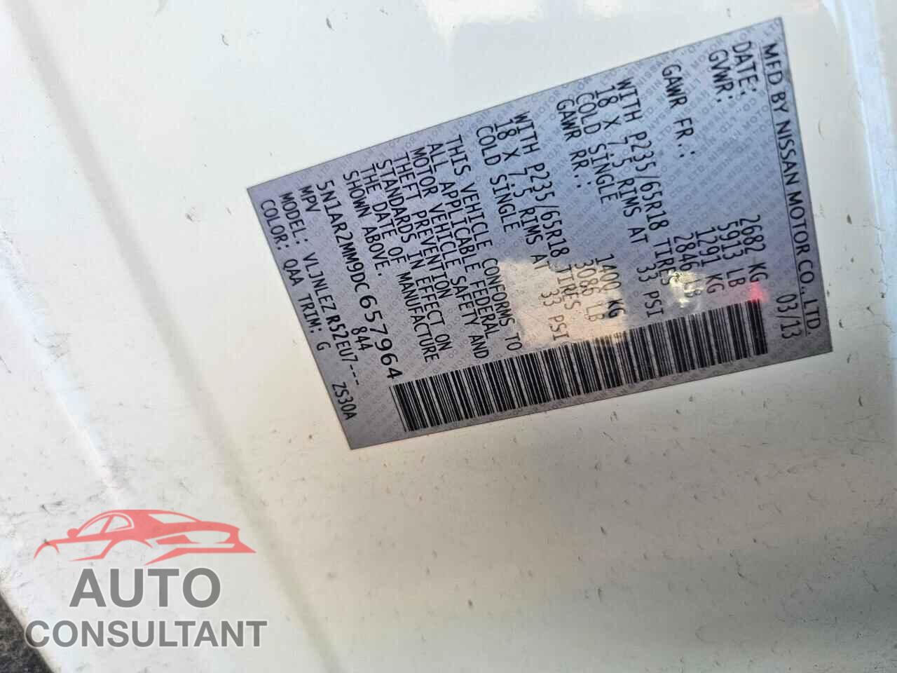 NISSAN PATHFINDER 2013 - 5N1AR2MM9DC657964