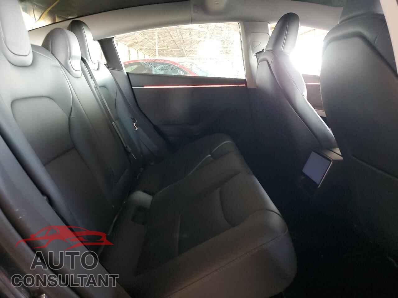 TESLA MODEL 3 2024 - 5YJ3E1EB5RF800161