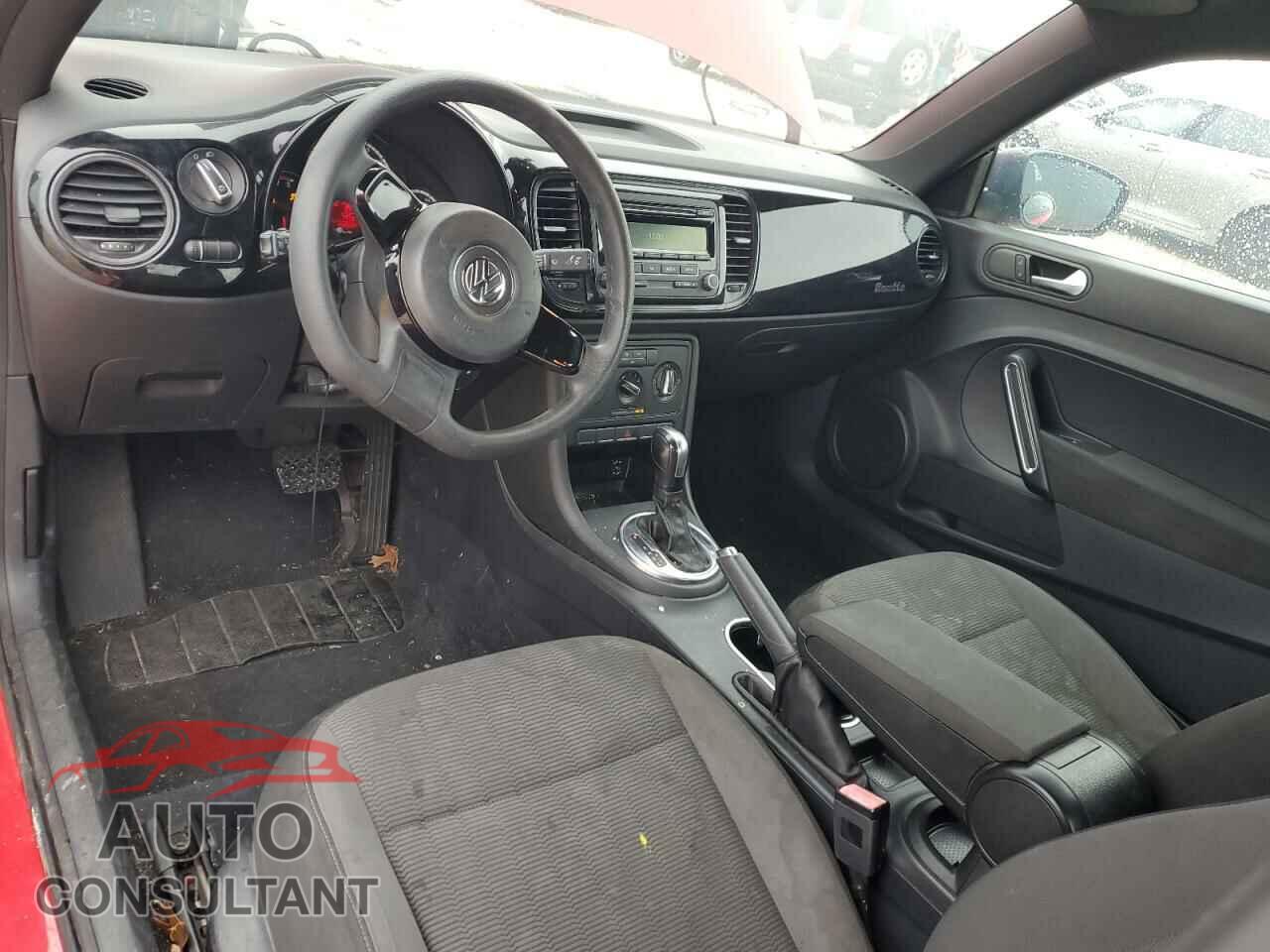 VOLKSWAGEN BEETLE 2014 - 3VWF17AT2EM638275