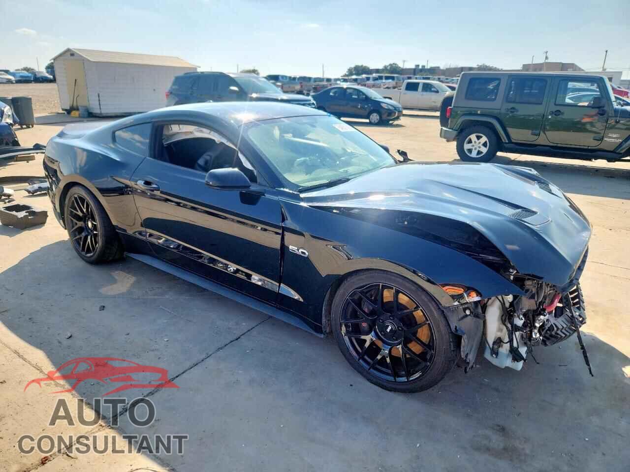 FORD MUSTANG 2019 - 1FA6P8CF5K5115404