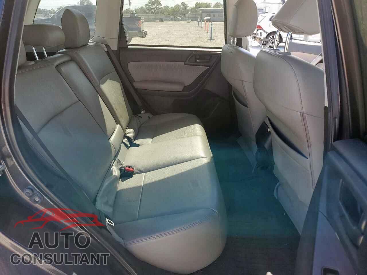 SUBARU FORESTER 2017 - JF2SJAEC3HH512168