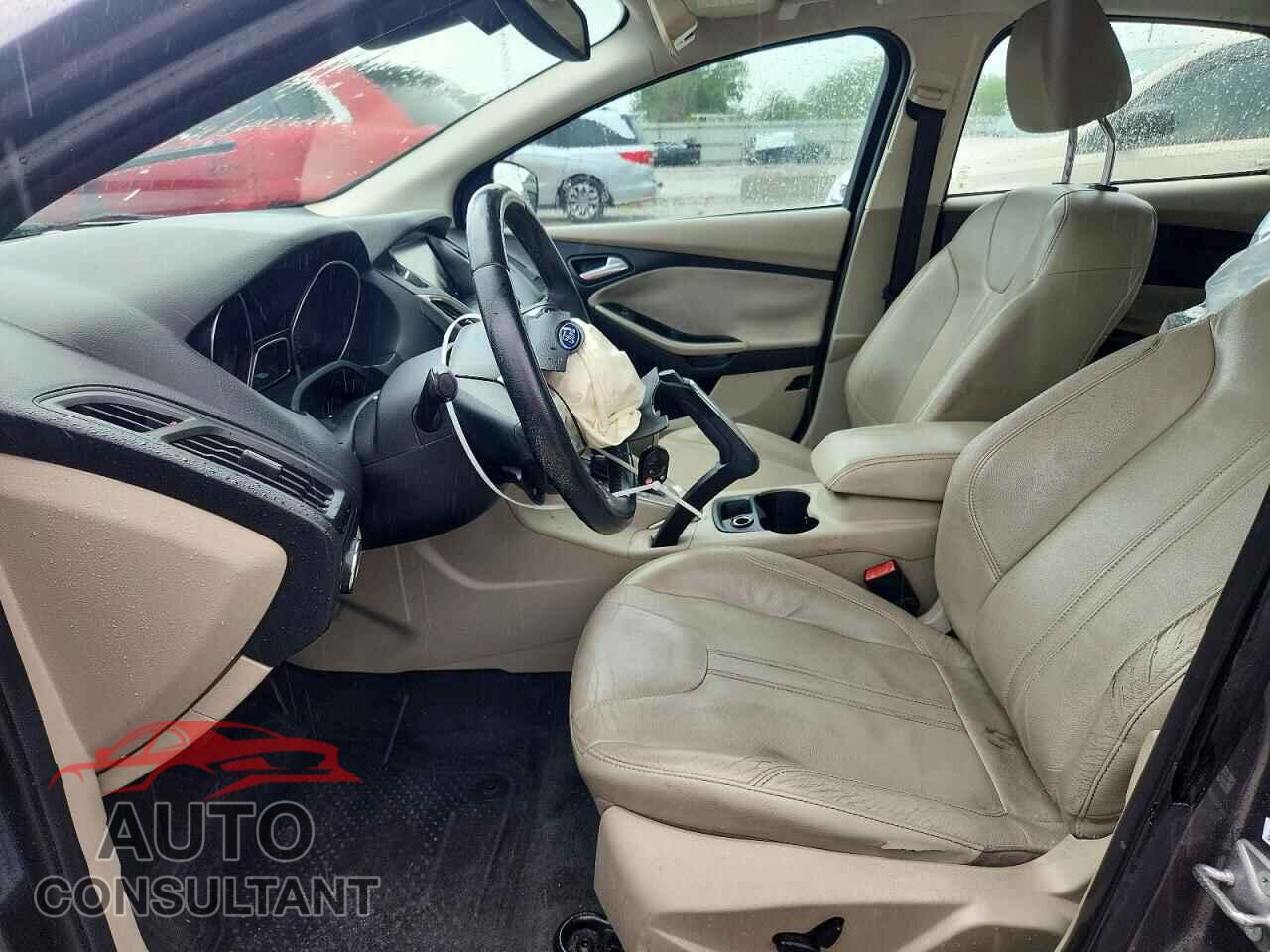 FORD FOCUS 2012 - 1FAHP3H2XCL150325