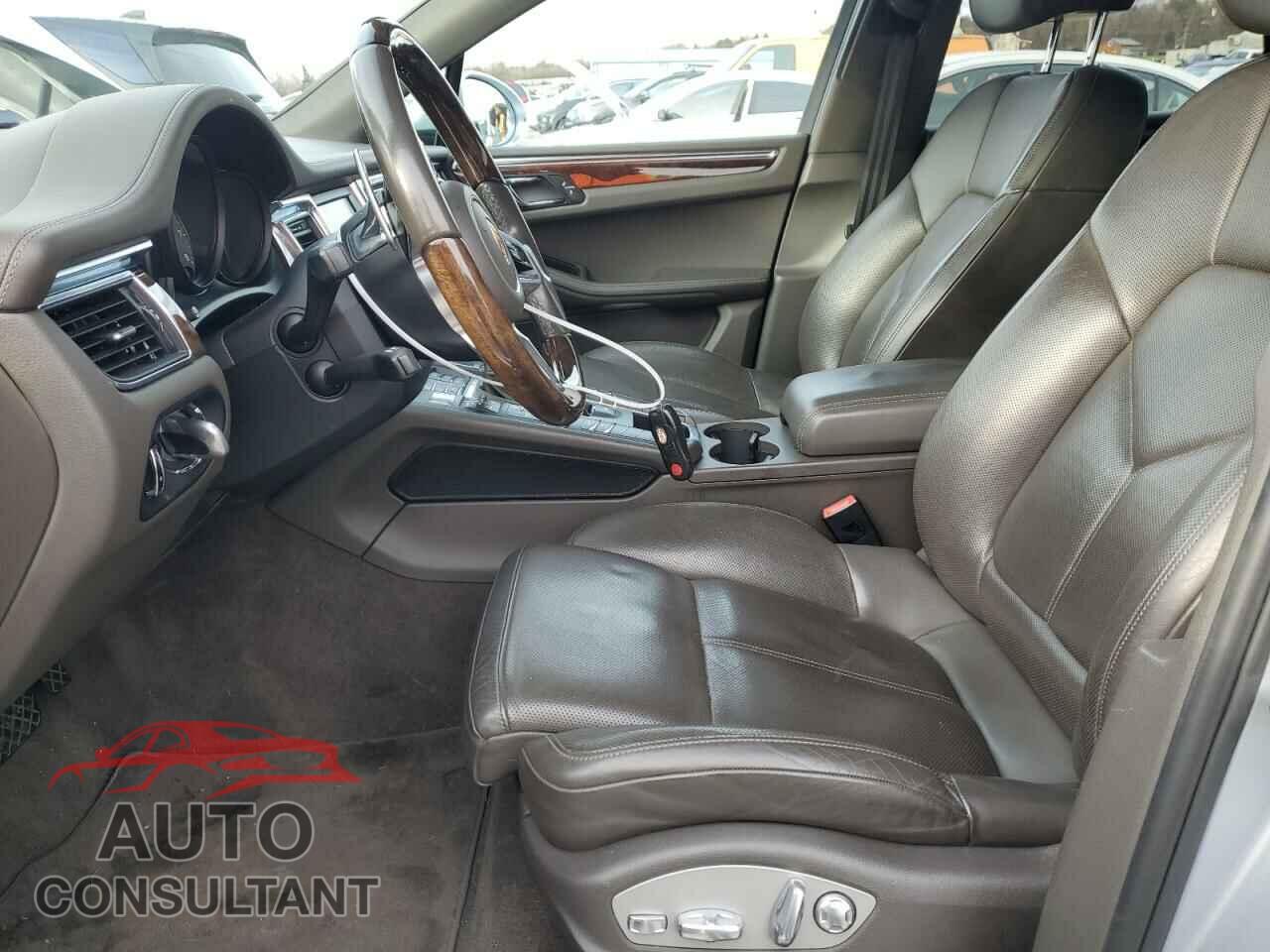 PORSCHE MACAN 2016 - WP1AB2A55GLB53369