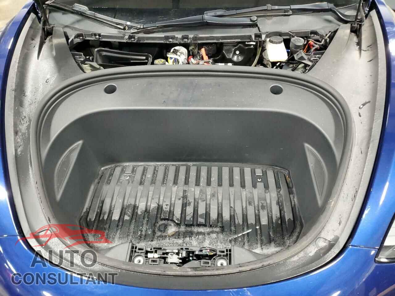 TESLA MODEL 3 2023 - 5YJ3E1EA3PF438156