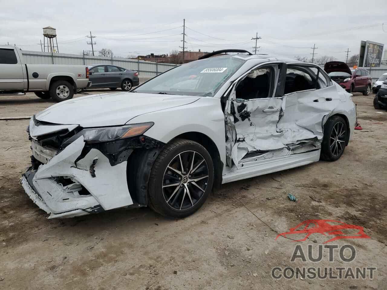 TOYOTA CAMRY 2022 - 4T1T11AK8NU041178