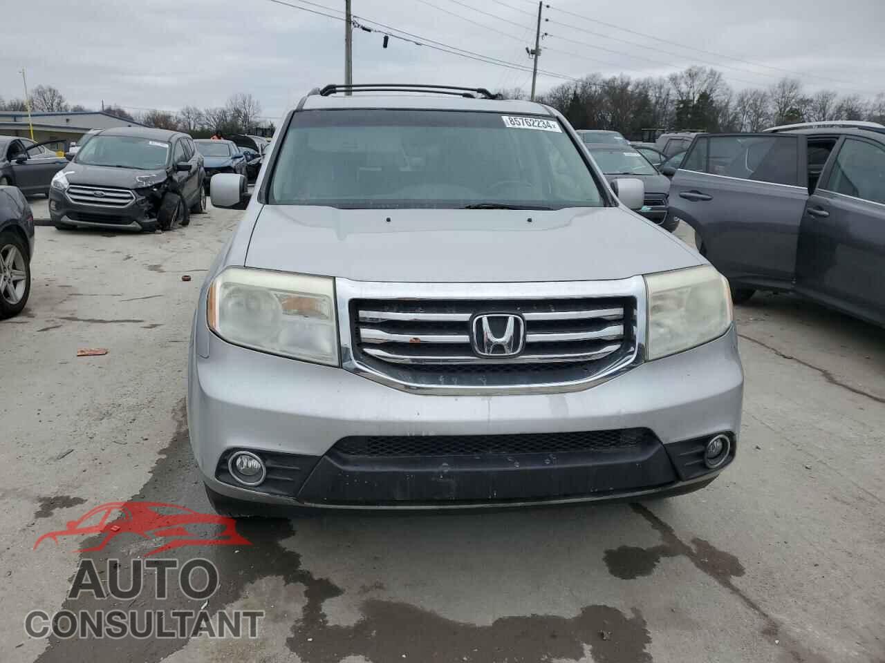 HONDA PILOT 2012 - 5FNYF3H55CB020575