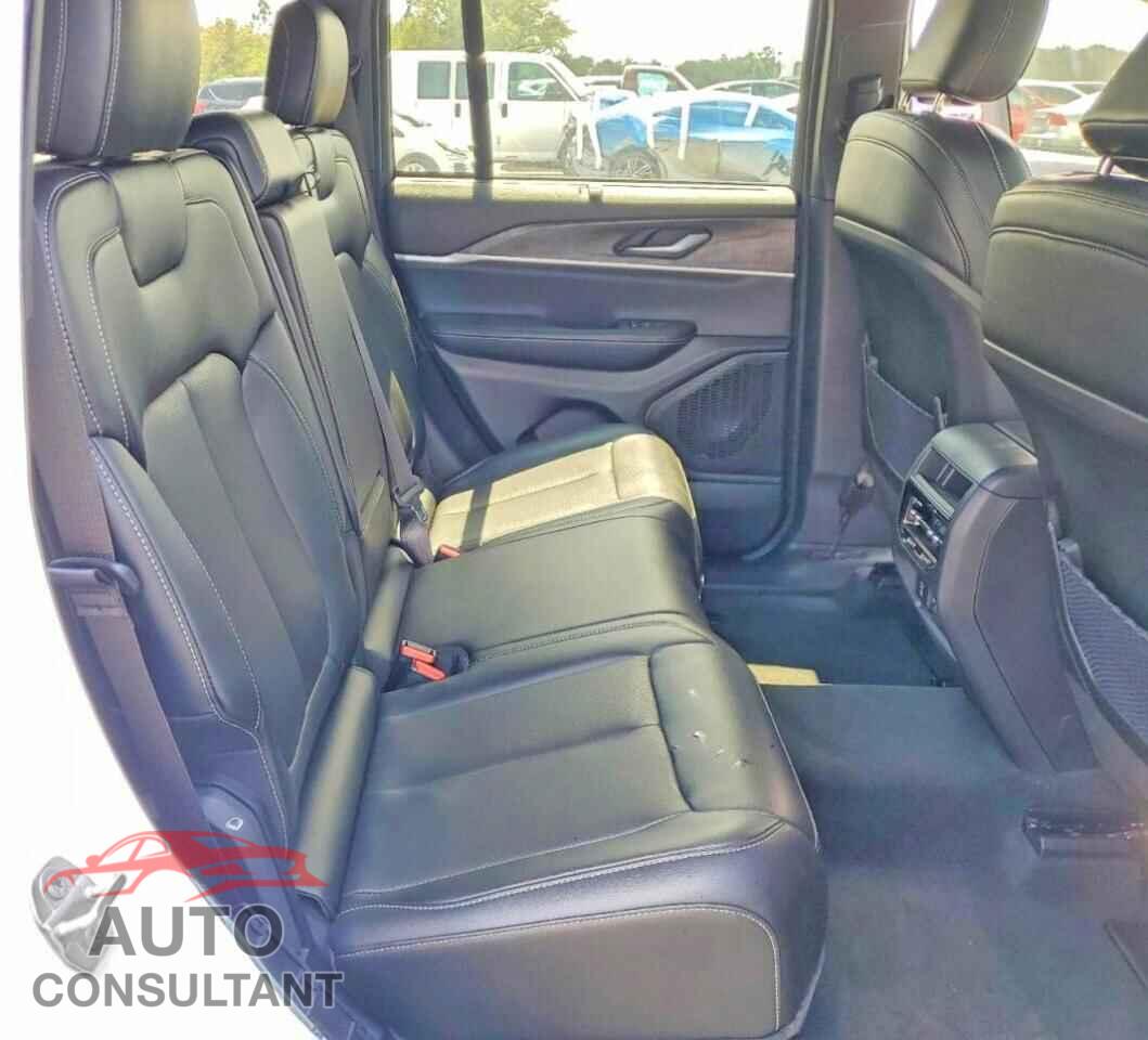 JEEP CHEROKEE 2024 - 1C4RJGBG2RC262332