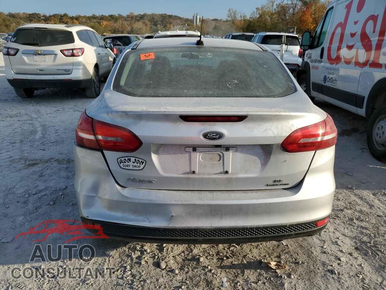 FORD FOCUS 2015 - 1FADP3F22FL374825