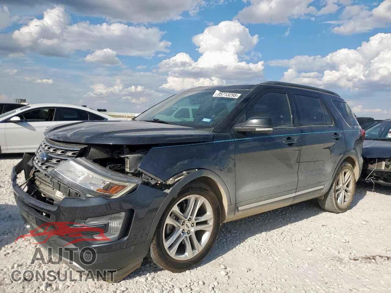 FORD EXPLORER 2017 - 1FM5K7D87HGD40477