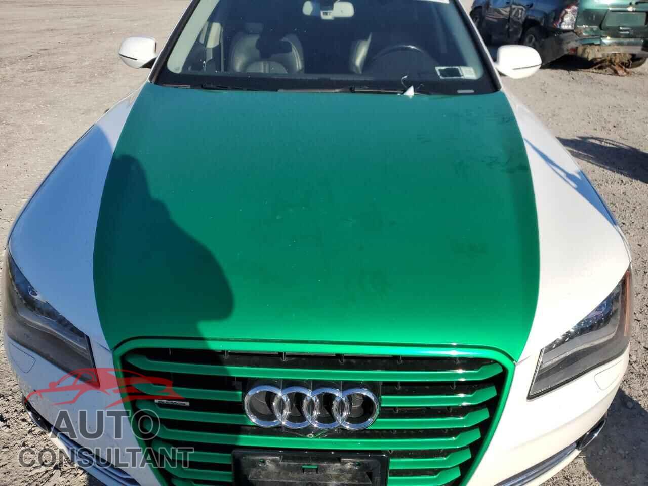 AUDI A8 2013 - WAURGAFD2DN017374