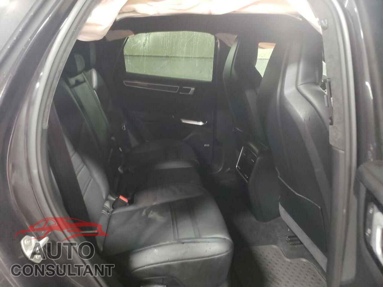 PORSCHE CAYENNE 2019 - WP1AF2AY8KDA81665