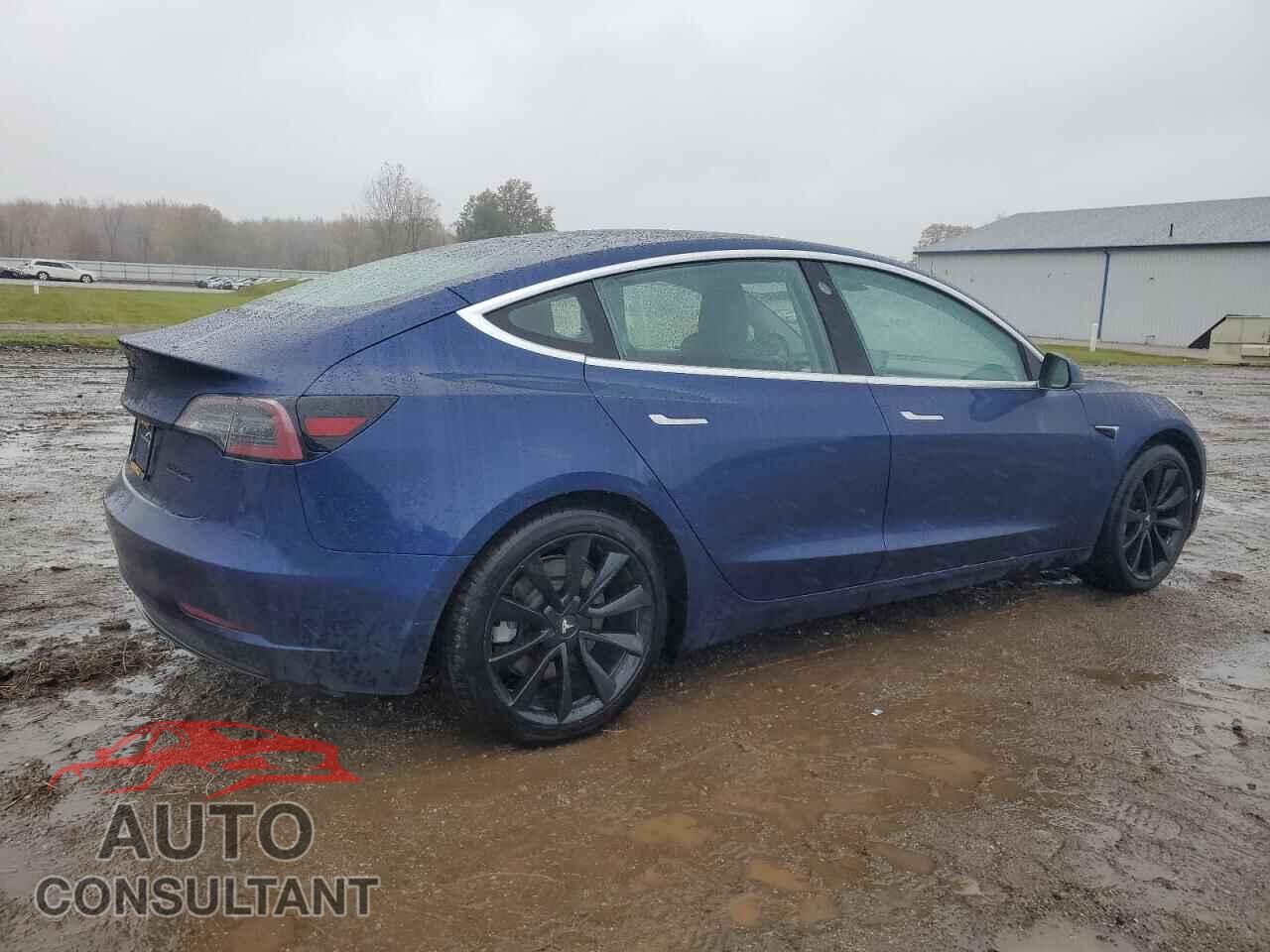TESLA MODEL 3 2018 - 5YJ3E1EA5JF076421