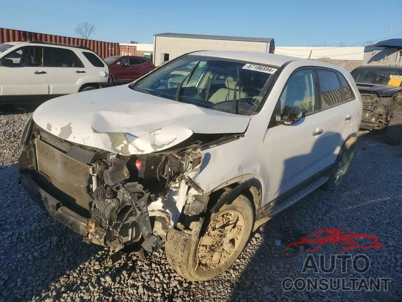 KIA SORENTO 2011 - 5XYKT3A18BG061036