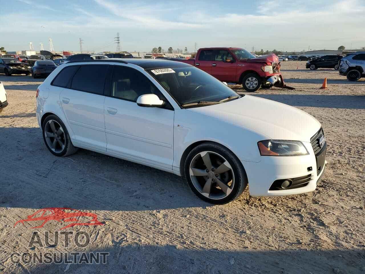 AUDI A3 2012 - WAUKJAFM6CA089820