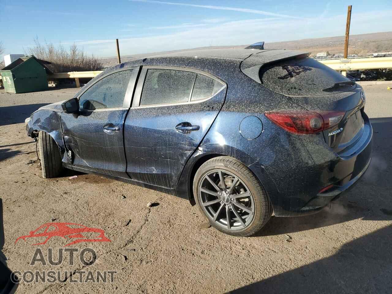MAZDA 3 2018 - 3MZBN1M31JM163143