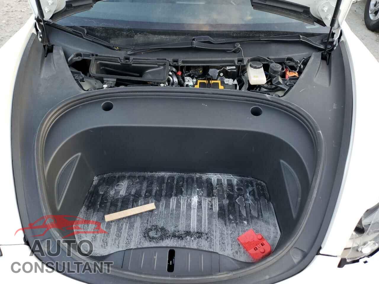 TESLA MODEL 3 2021 - 5YJ3E1EB0MF056459