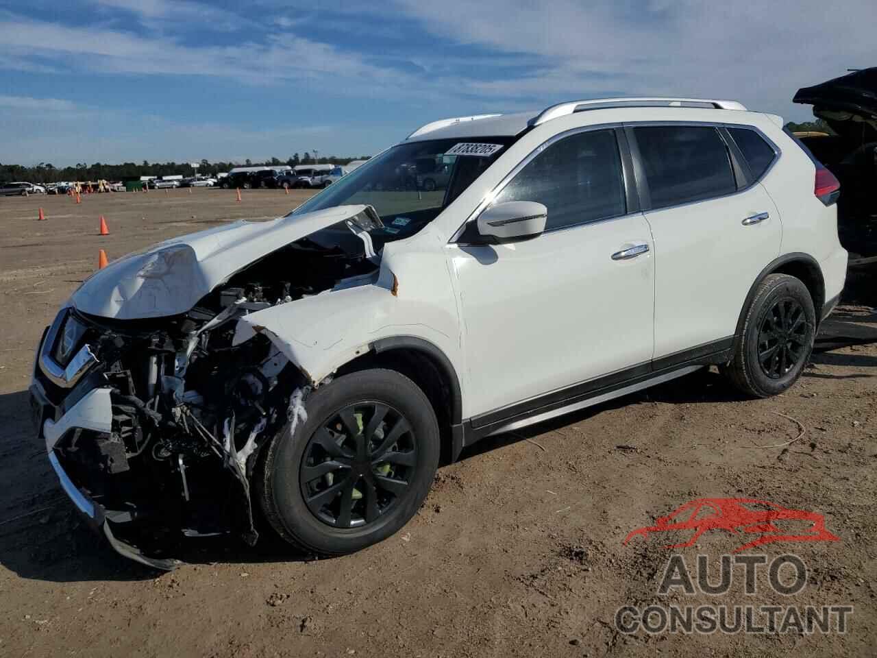 NISSAN ROGUE 2017 - KNMAT2MT8HP579544