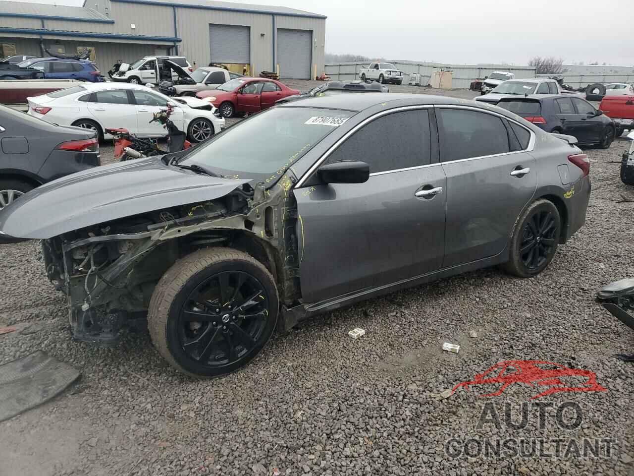 NISSAN ALTIMA 2017 - 1N4AL3AP3HC211654