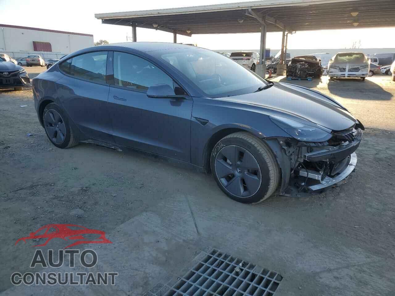 TESLA MODEL 3 2022 - 5YJ3E1EA8NF201711