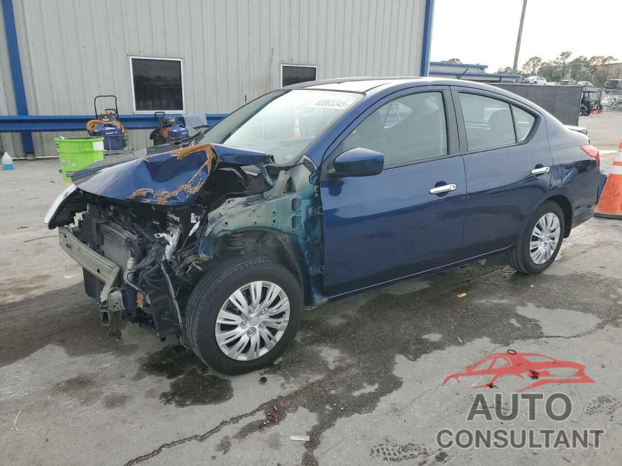 NISSAN VERSA 2018 - 3N1CN7AP4JL830152